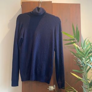 Merino Wool Turtle Neck Sweater in Navy